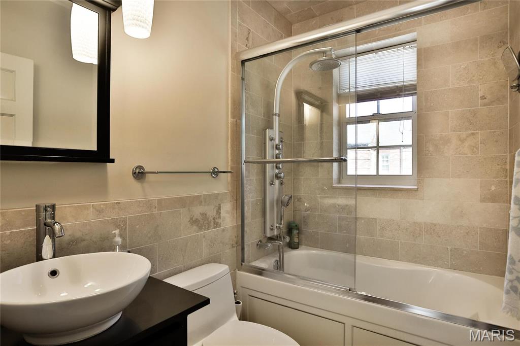 8052 Davis Drive 3w Property Photo 12