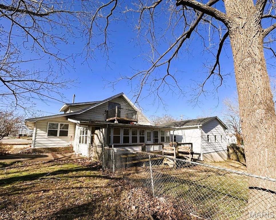 401 N Pine Property Photo 4