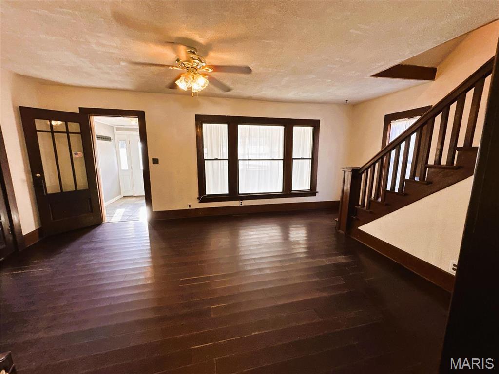 401 N Pine Property Photo 7