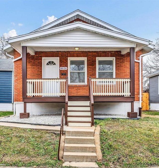 4616 S Spring Avenue Property Photo 1