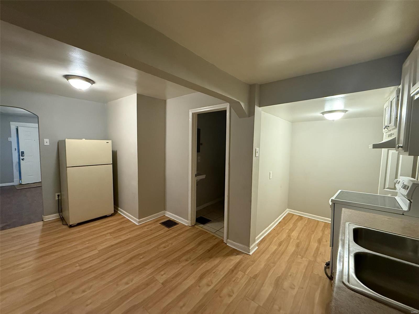 3931 Delor Street Property Photo 3