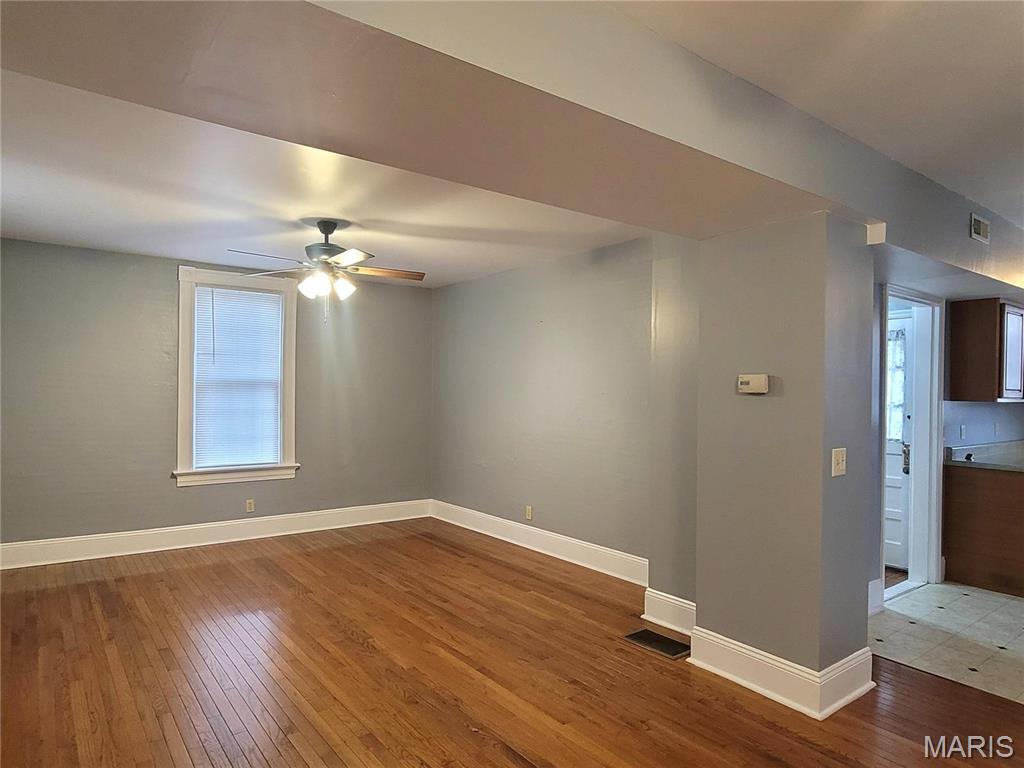 305 Macarthur Street Property Photo 7