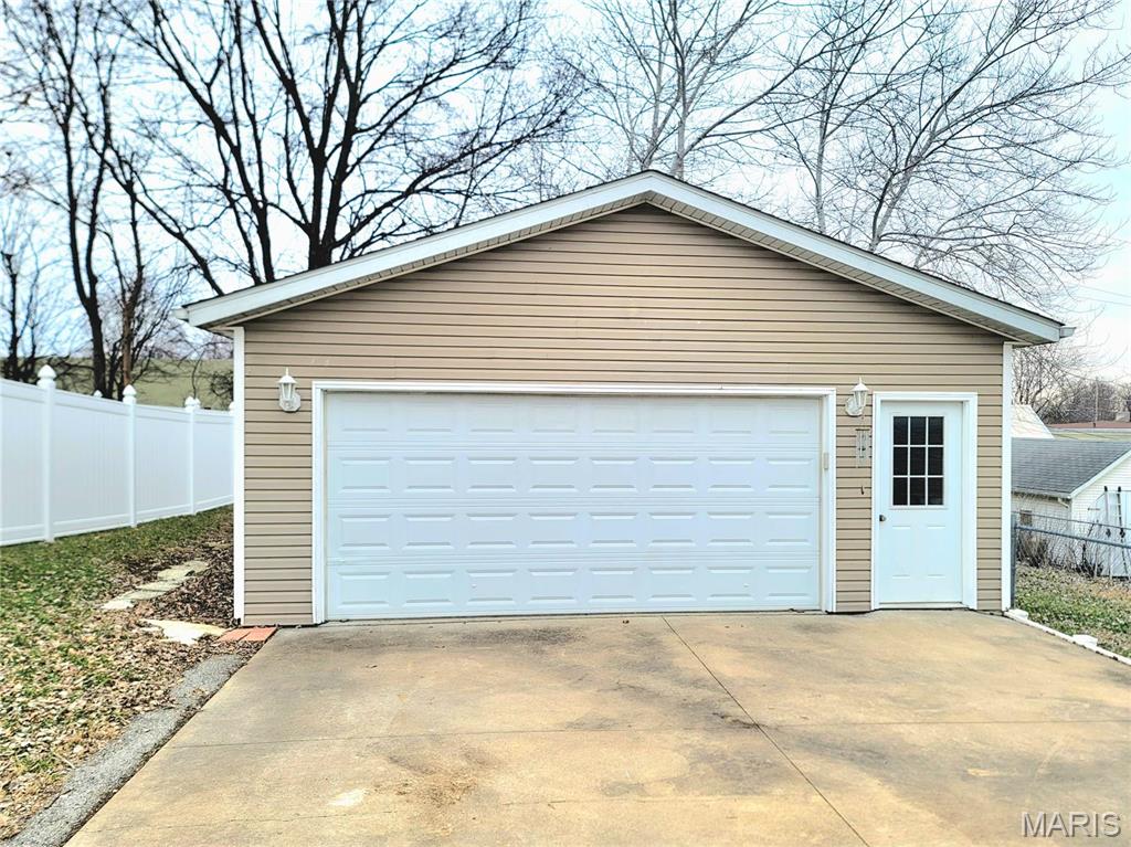 305 Macarthur Street Property Photo 22