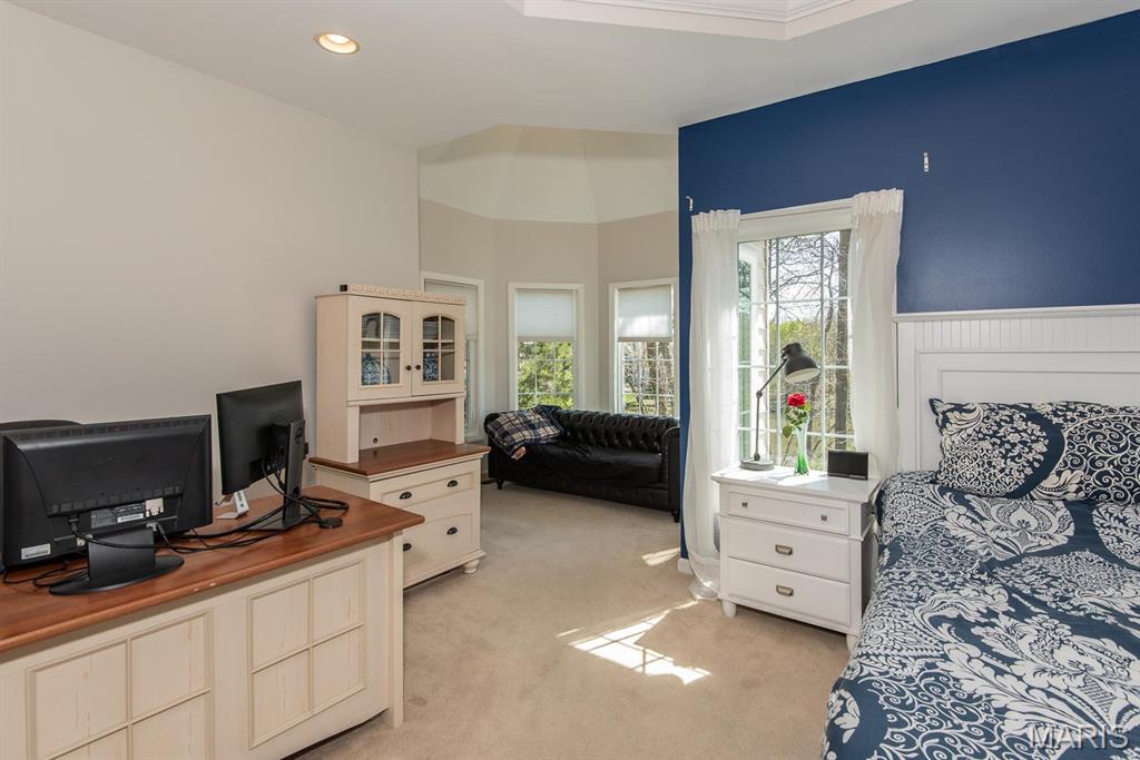 2314 Longest Drive Property Photo 17