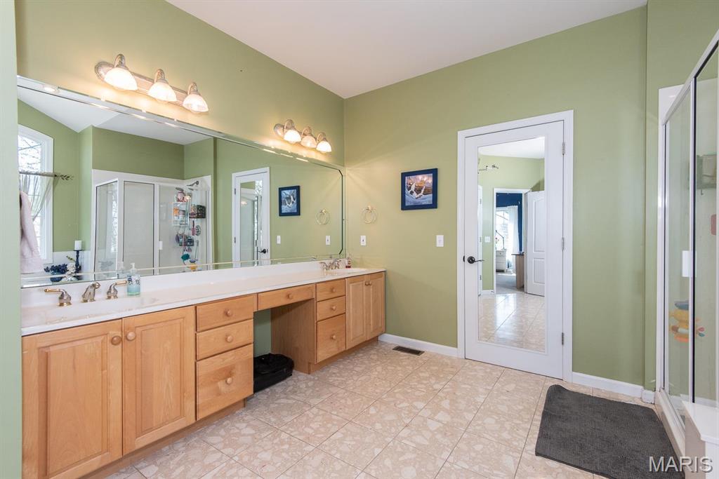 2314 Longest Drive Property Photo 19