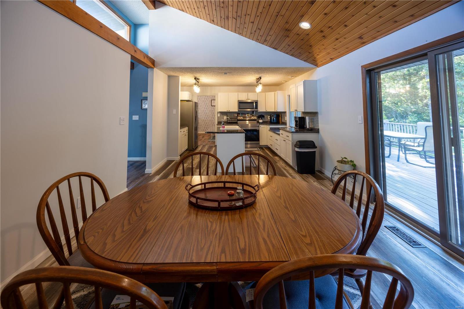 12535 Tall Pine Drive Property Photo 11