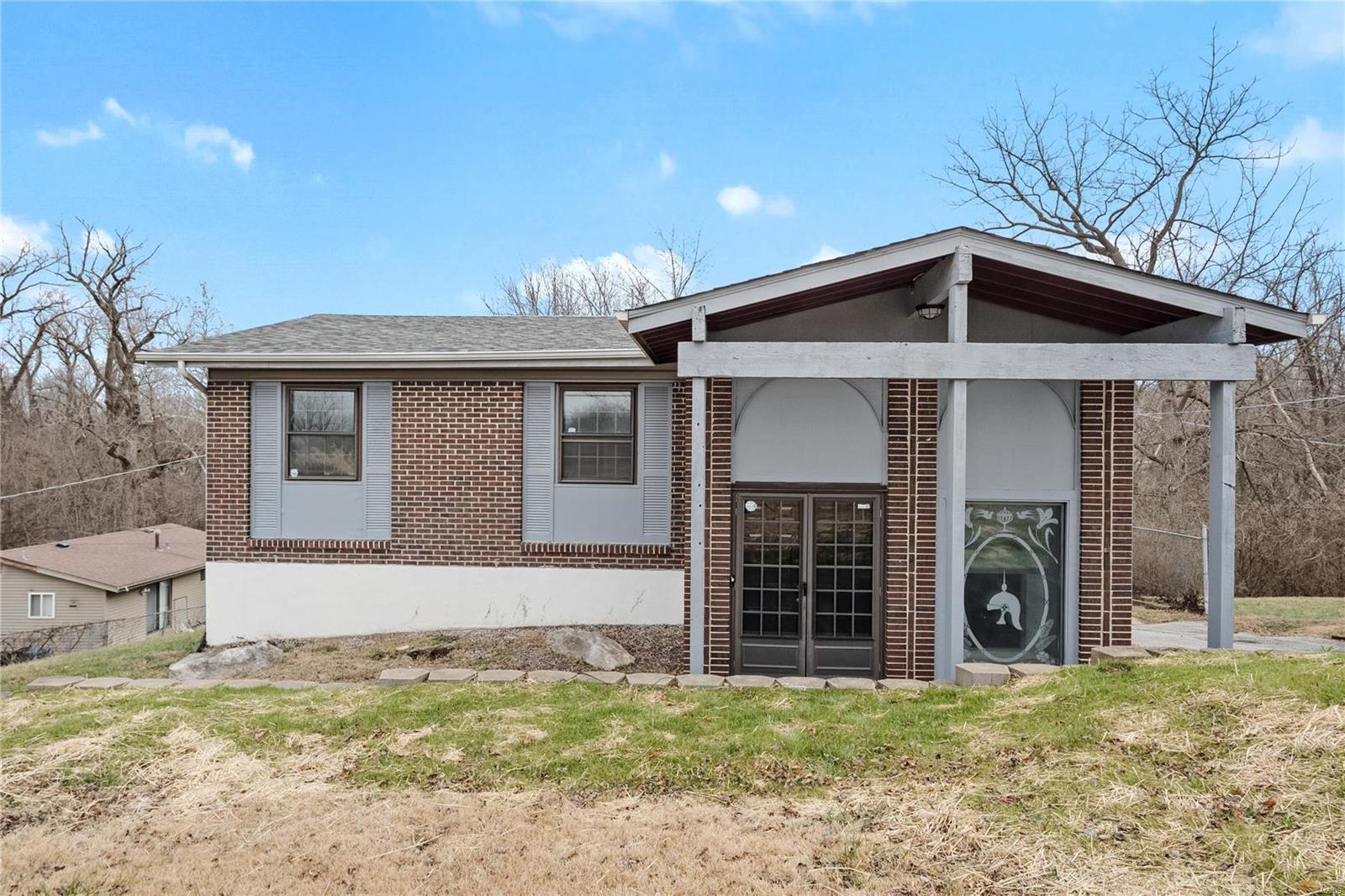5320 Hern Drive Property Photo