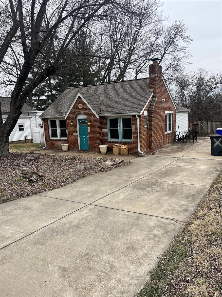 3305 Fee Fee Road Property Photo