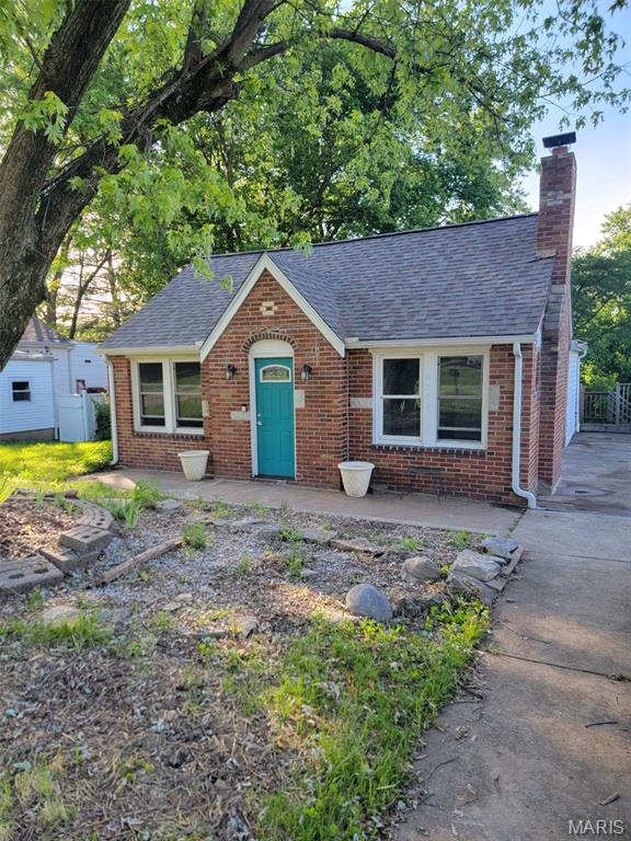 3305 Fee Fee Road