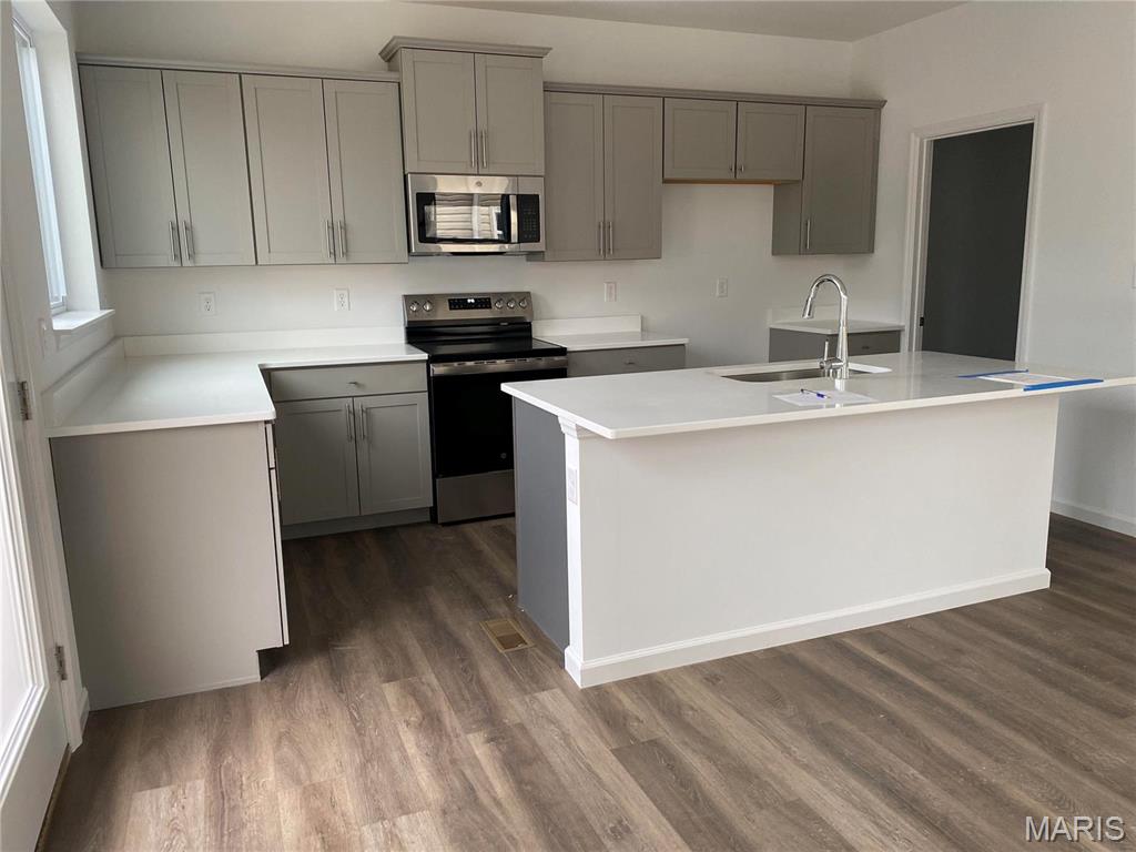 7123 Trainor Place Property Photo 3