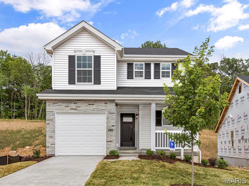 1072 Vardon Meadows Drive Property Photo 1