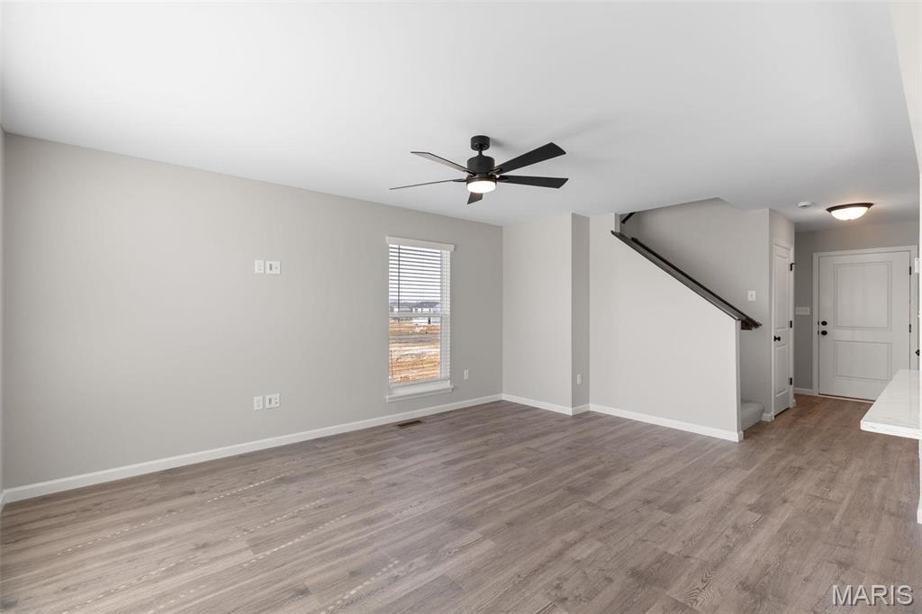 1072 Vardon Meadows Drive Property Photo 7