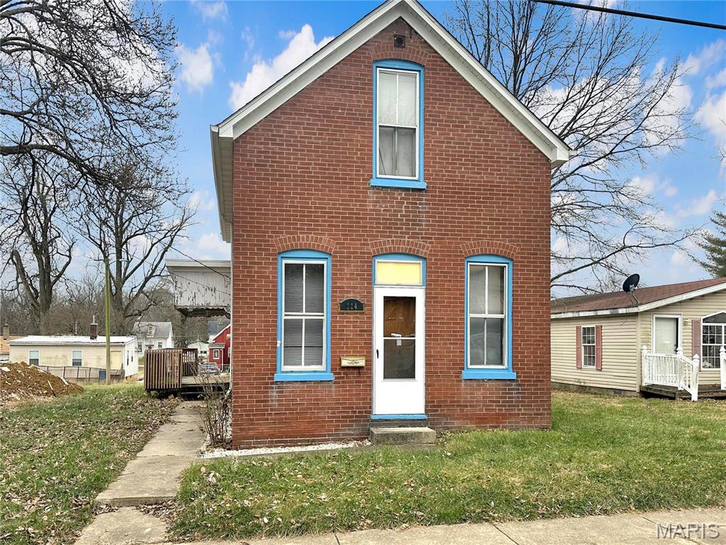 224 Brackett Street Property Photo 2
