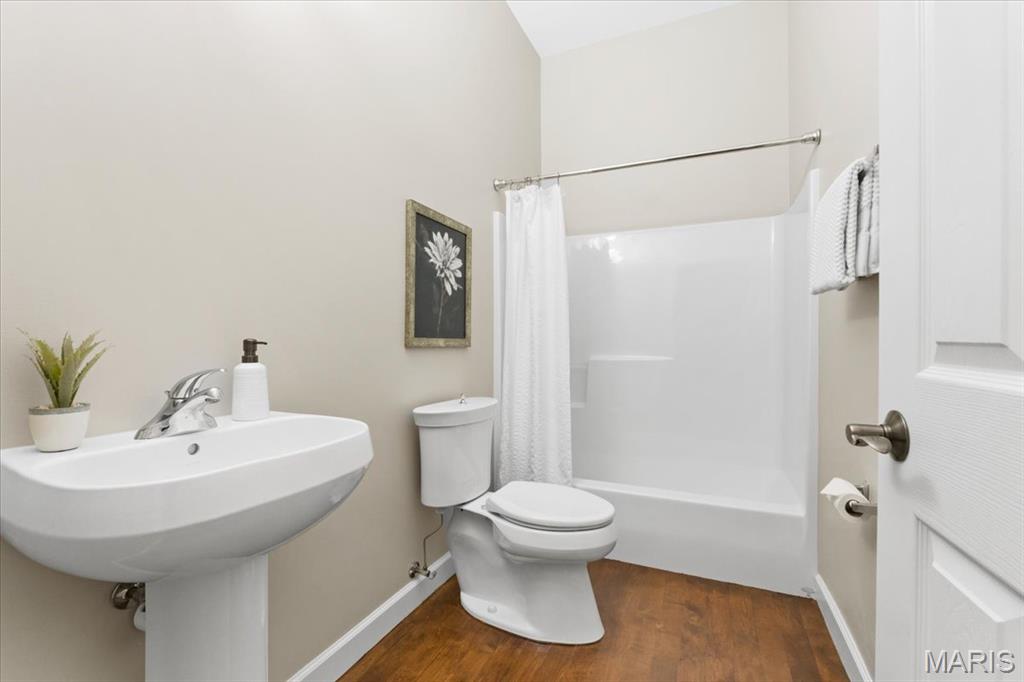 932 Chesterfield Villas Circle Property Photo 7