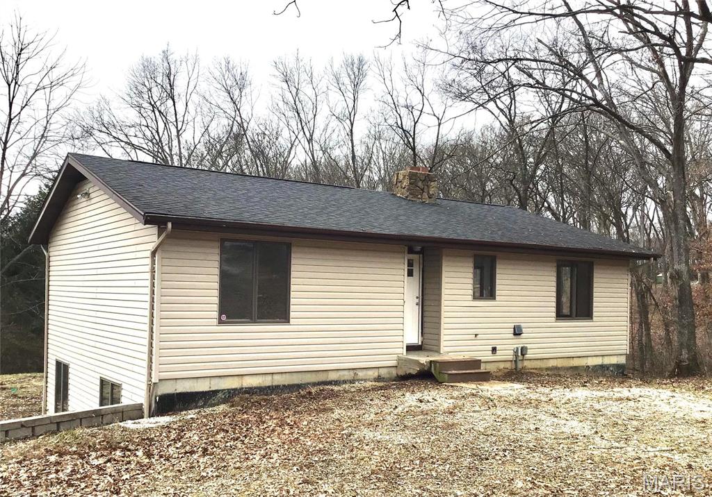 825 Del Vista Court Property Photo 1