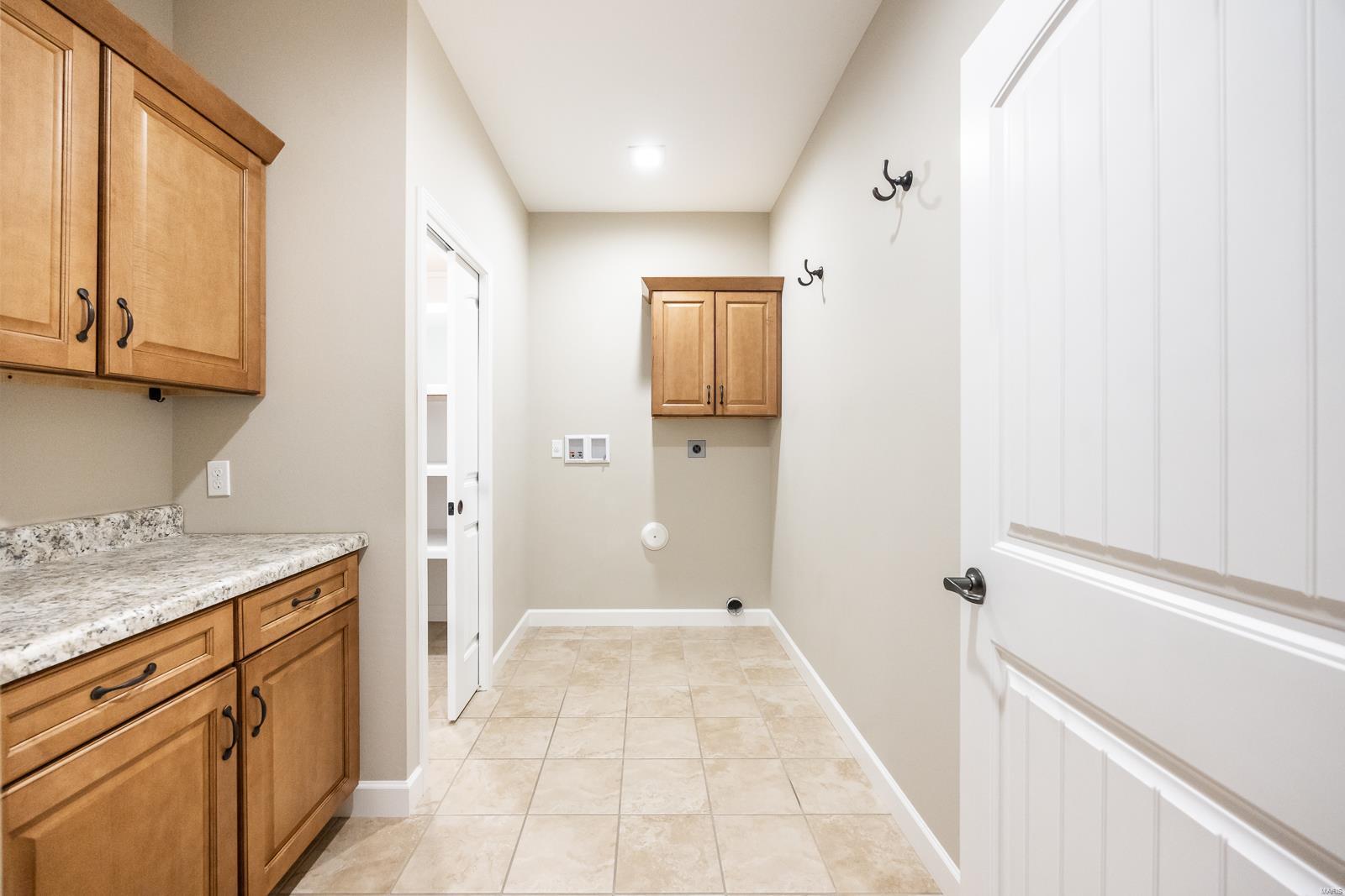 1347 Ashton Falls Drive Property Photo 19