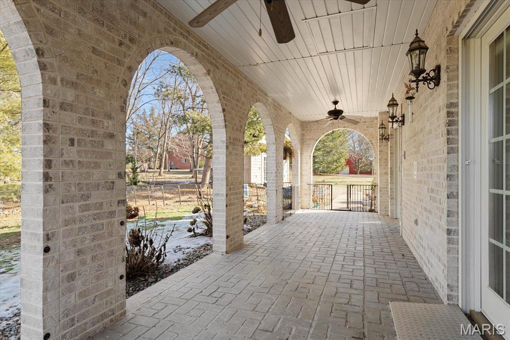 882 Edwards Street Property Photo 23