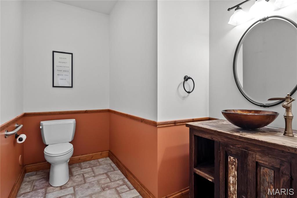 882 Edwards Street Property Photo 38