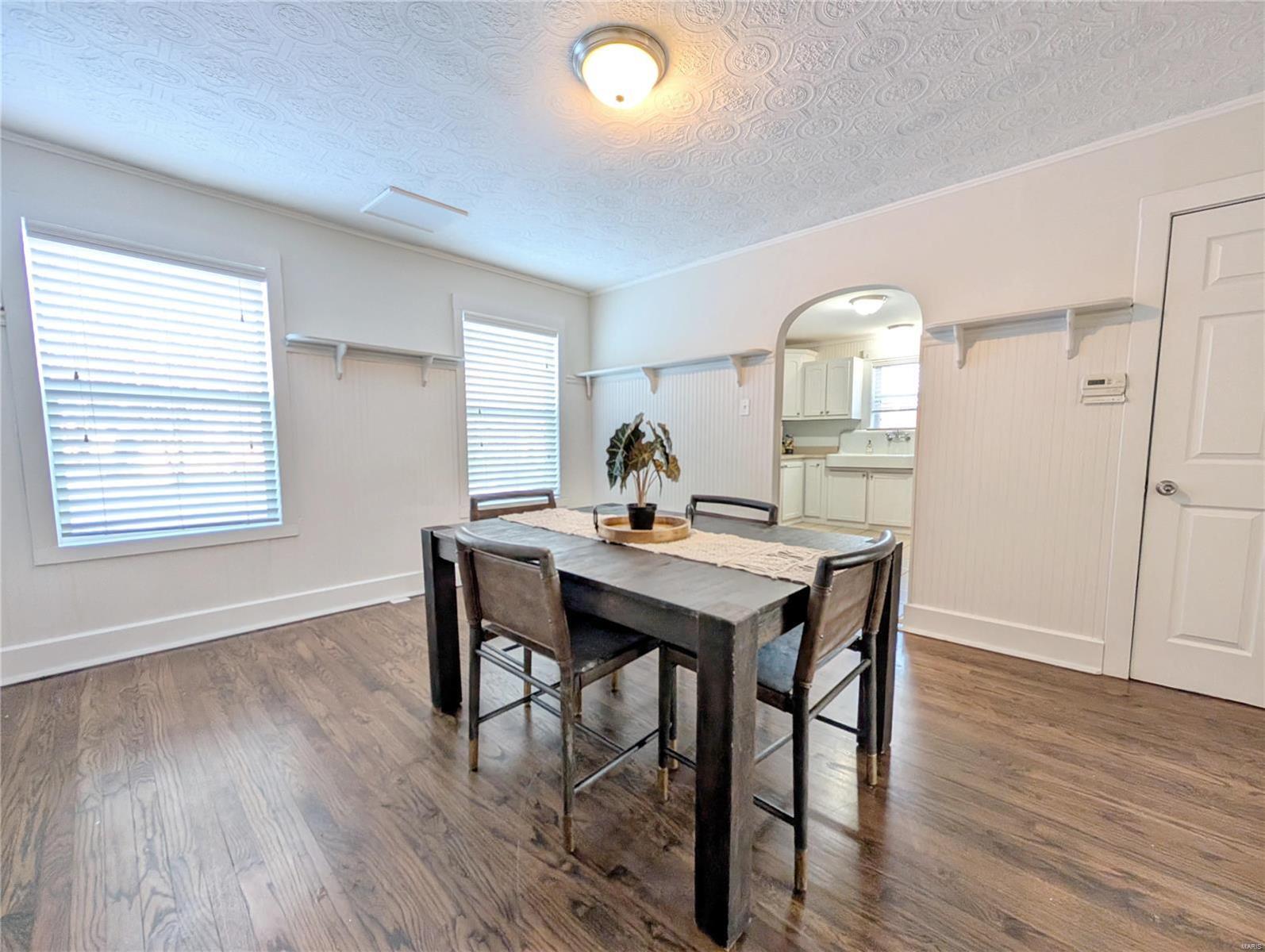 526 W Saint Louis Street Property Photo 7