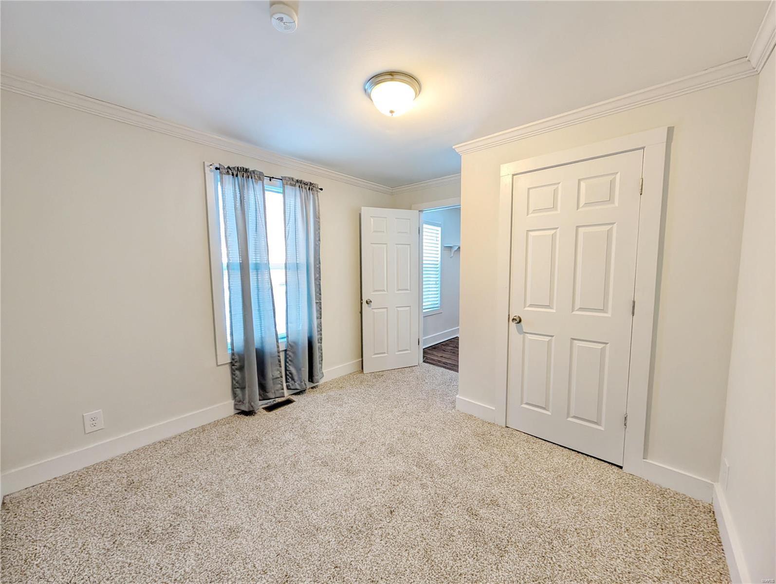 526 W Saint Louis Street Property Photo 13