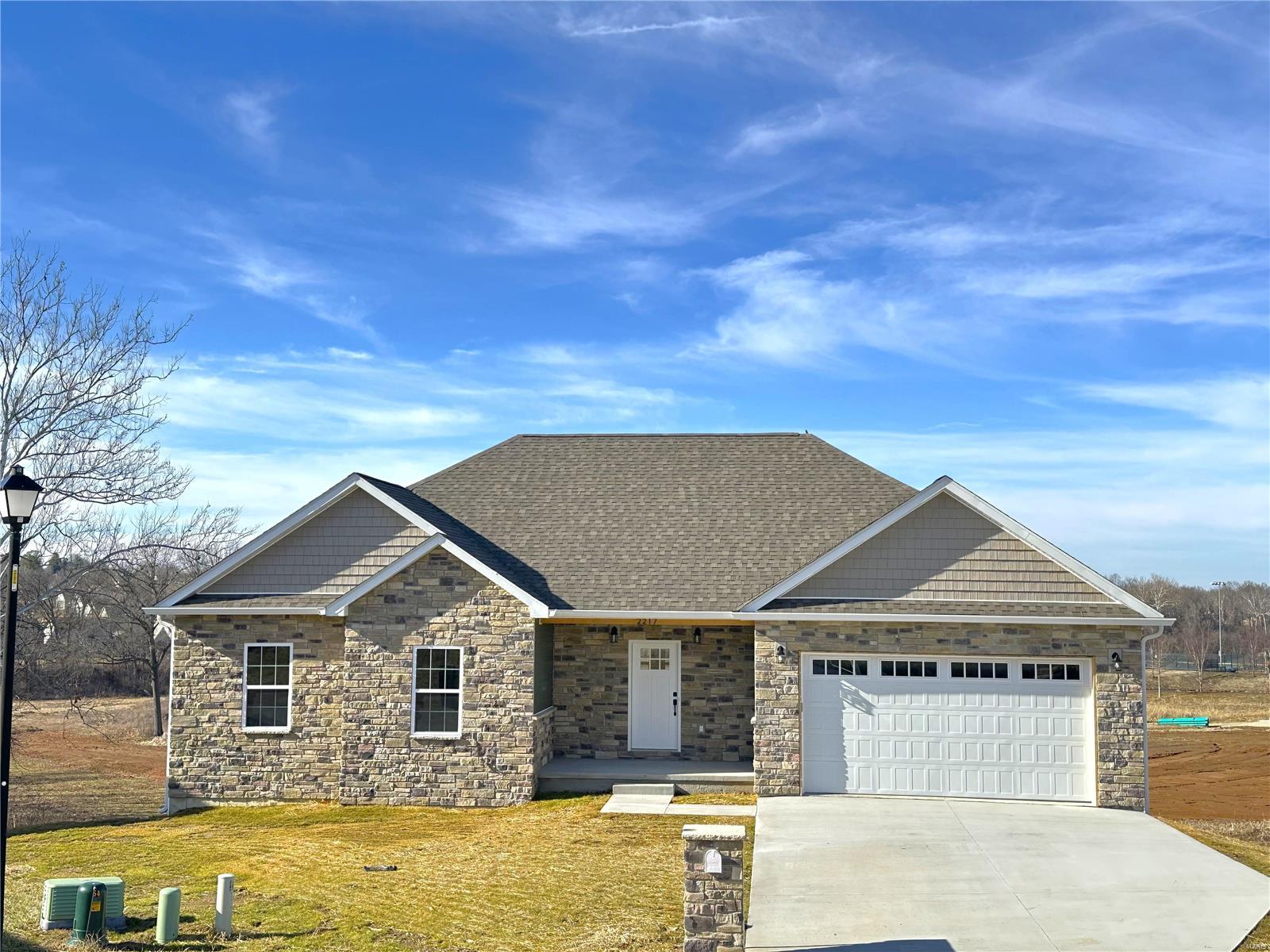 2217 Wind Crest Court Property Photo 1