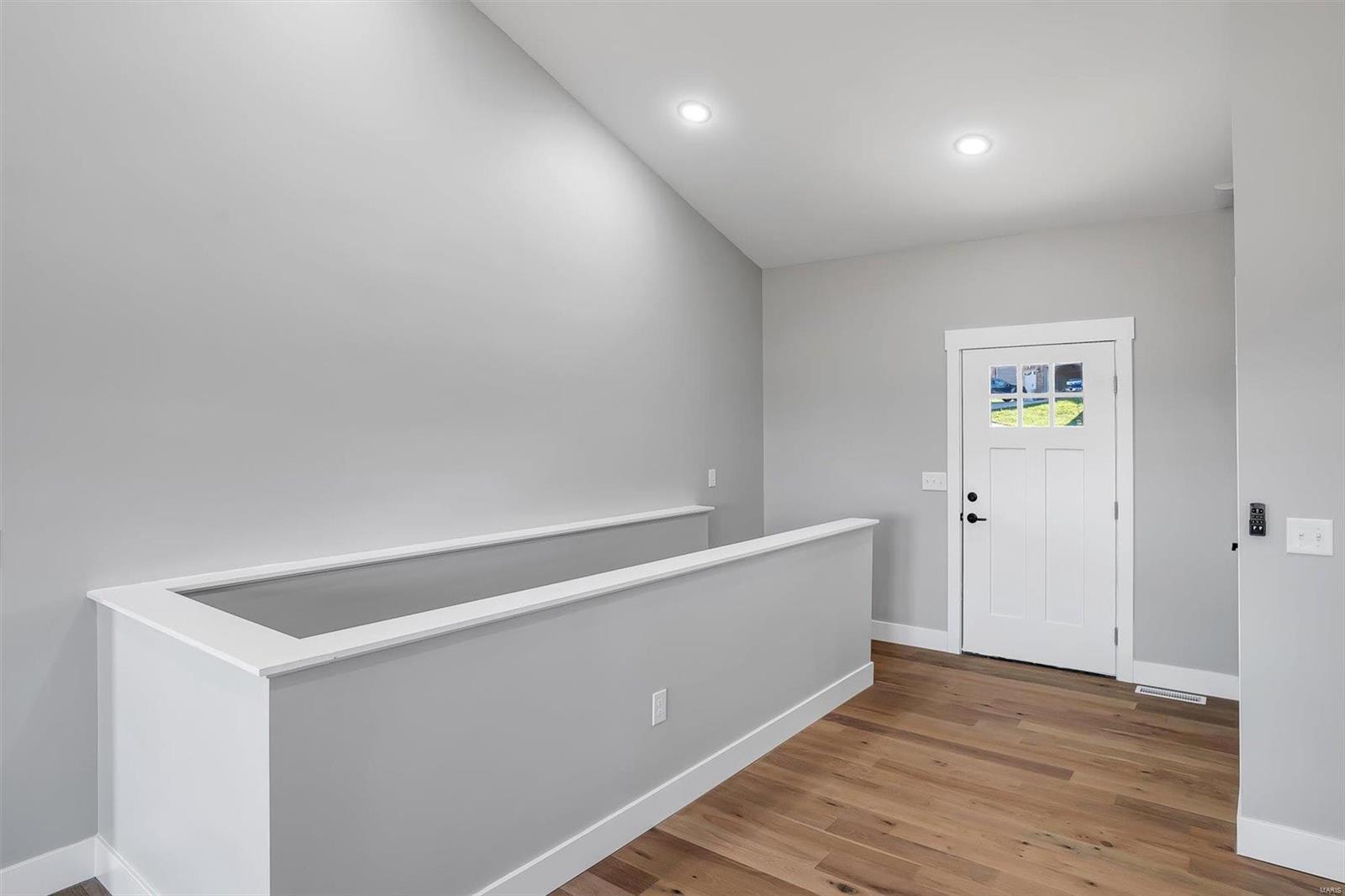 2217 Wind Crest Court Property Photo 10