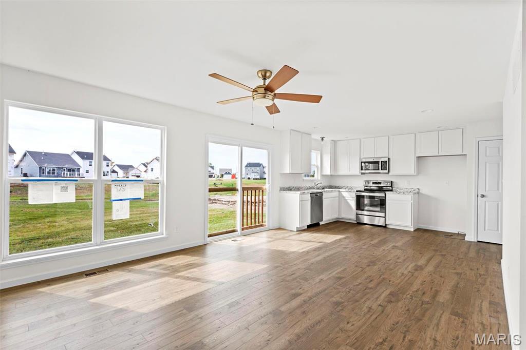 857 Woodbridge Way Property Photo 16