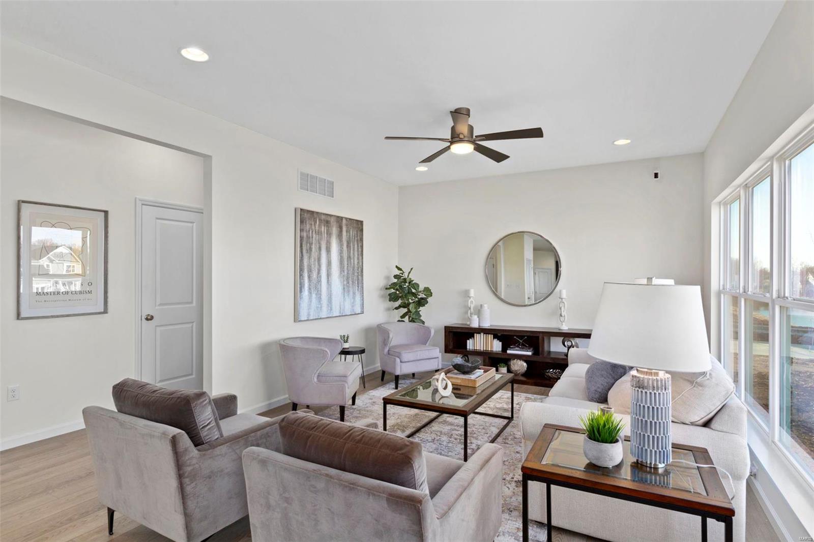 1035 Red Fox Drive Property Photo 11