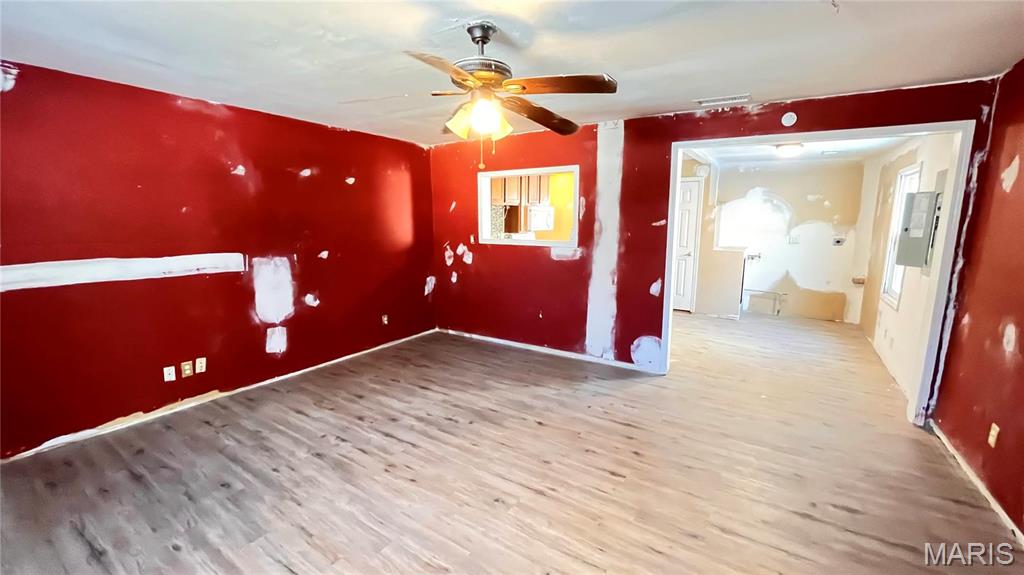3222 W Tennyson Avenue Property Photo 12
