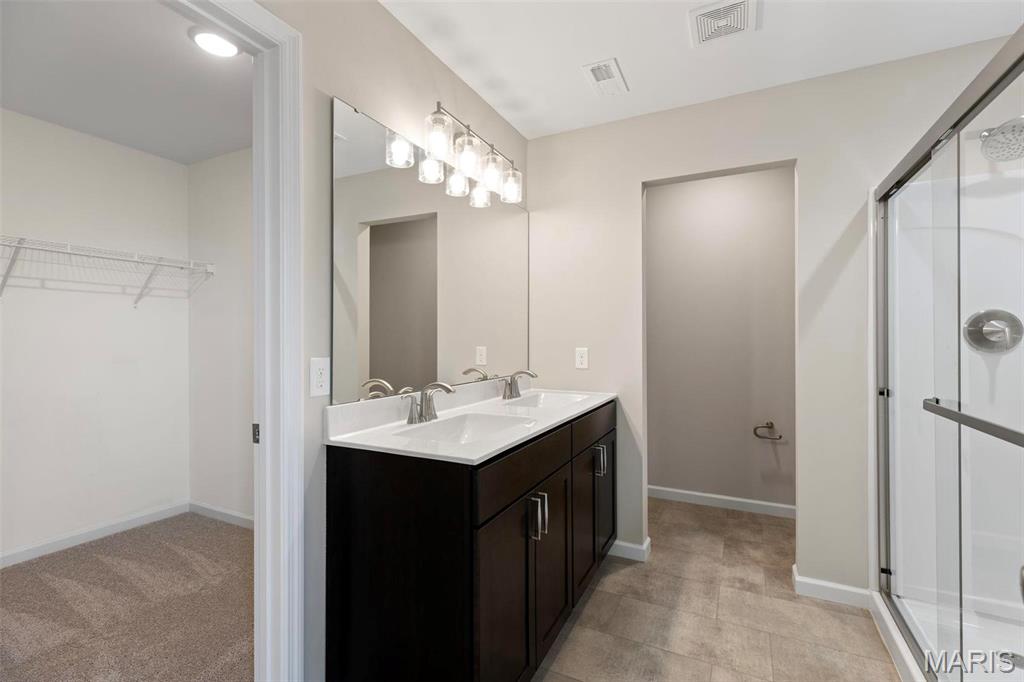 2 Burlington At Liberty Commons Property Photo 5