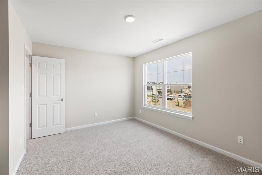 2 Burlington At Liberty Commons Property Photo 13