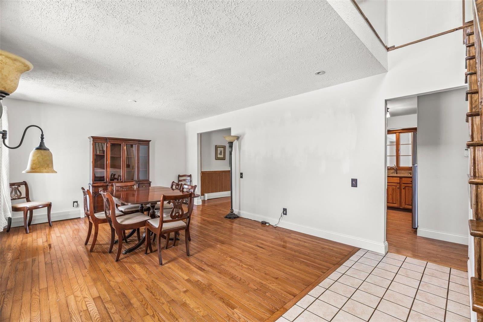 4861 South Point Road Property Photo 4