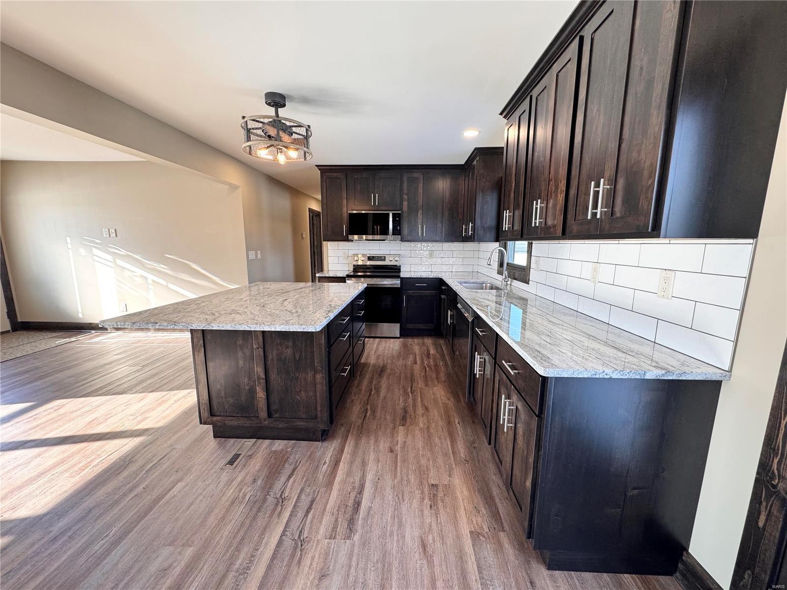 34688 Mo-d Property Photo 13