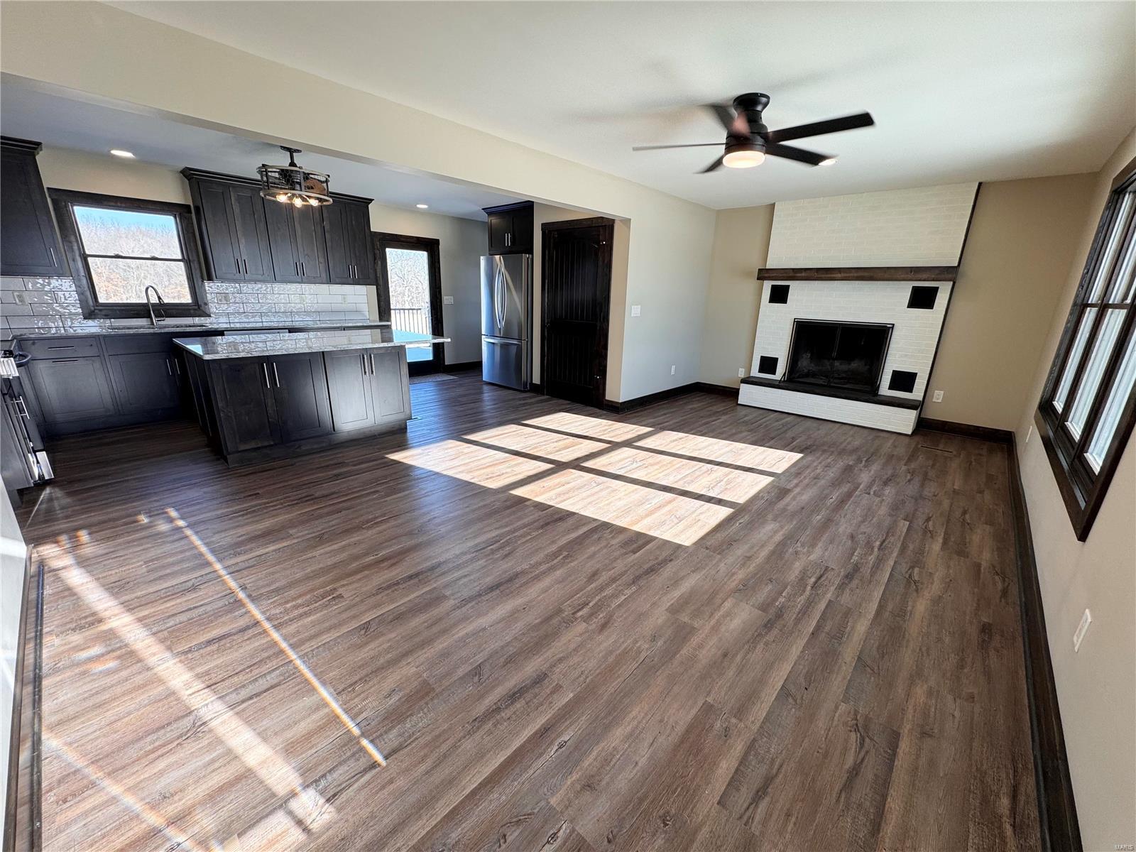 34688 Mo-d Property Photo 42