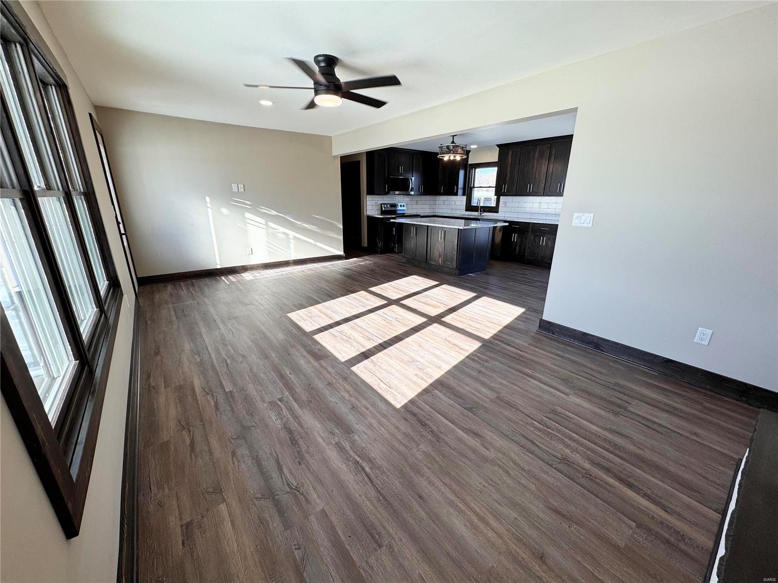 34688 Mo-d Property Photo 43