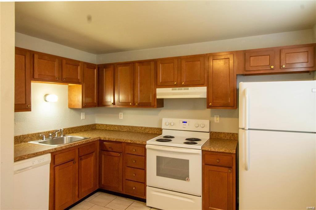 317 Mount Everest D Property Photo 2
