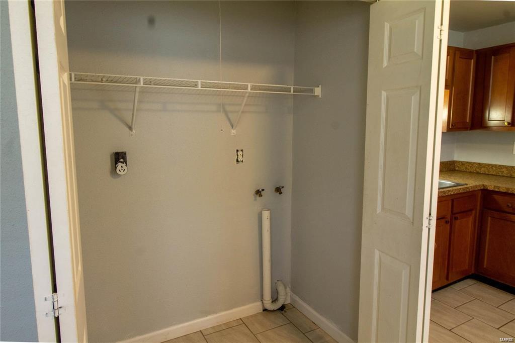 317 Mount Everest D Property Photo 6