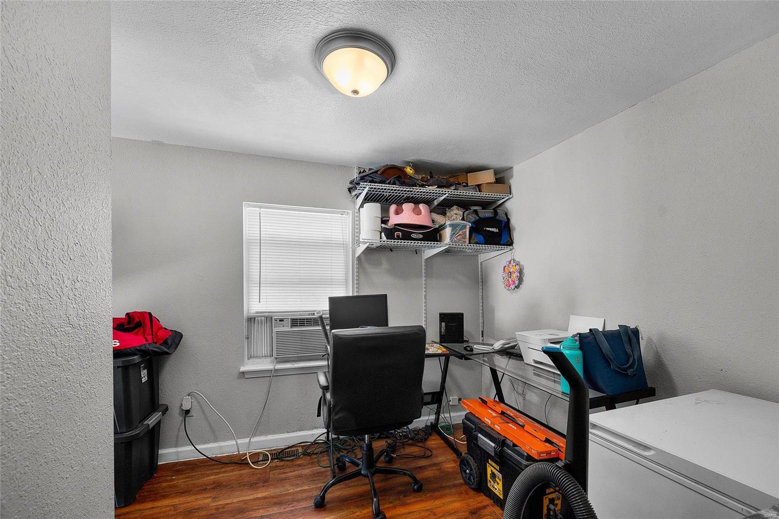 623 Quarry Street Property Photo 24