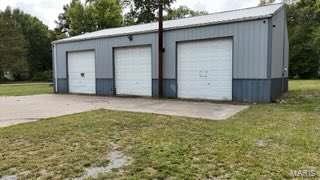 223 E Hetherington Property Photo 1