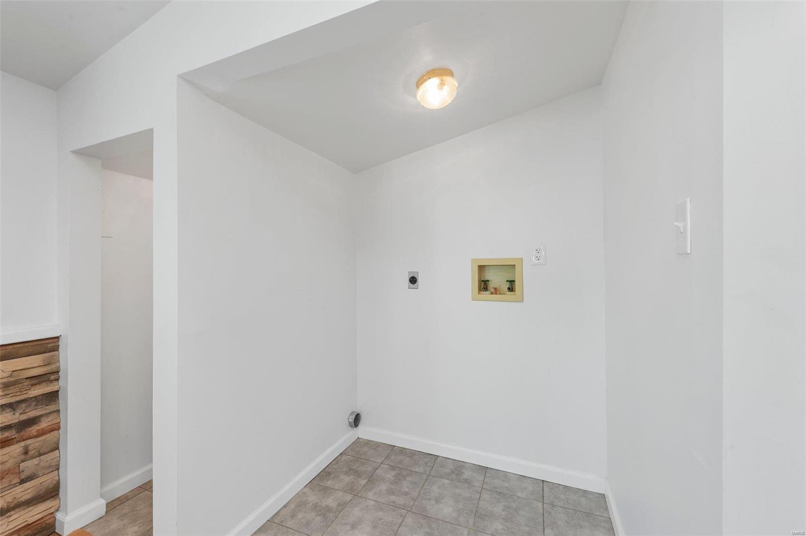 3958 Highway Nn Property Photo 16