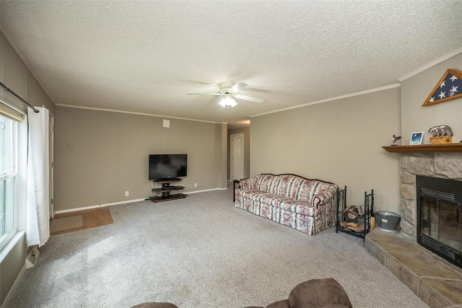 2120 Plattin Meadows Drive Property Photo 8