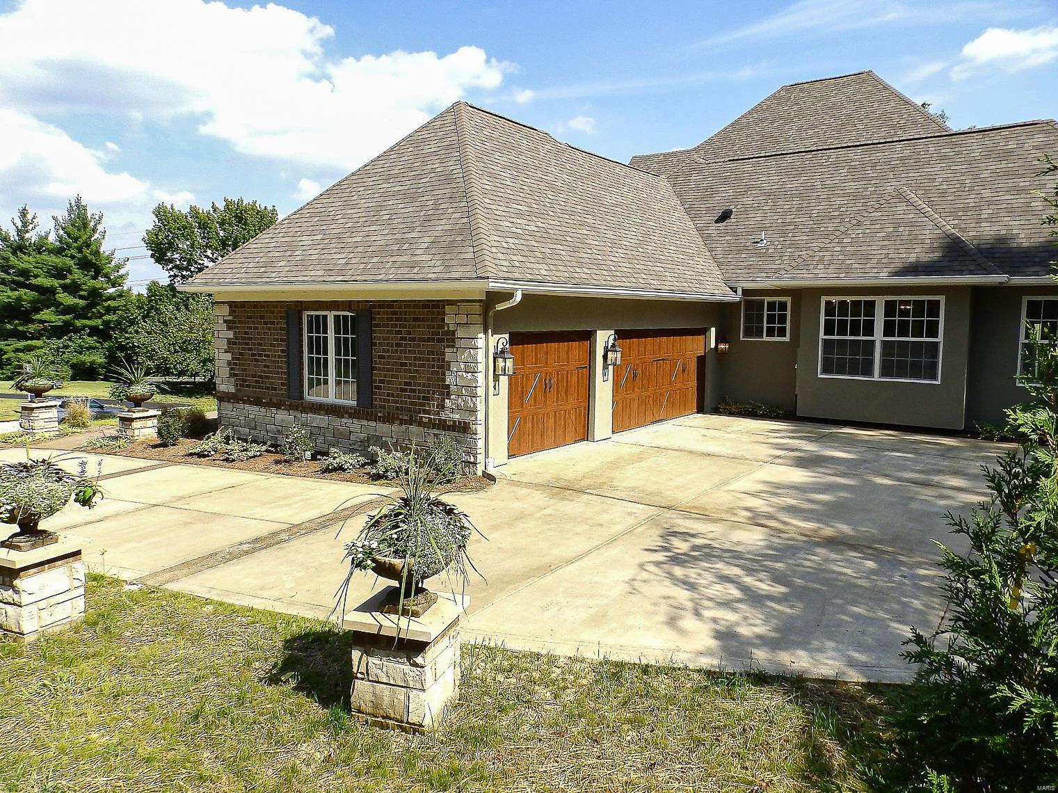 267 Saint Andrews Drive Property Photo 6