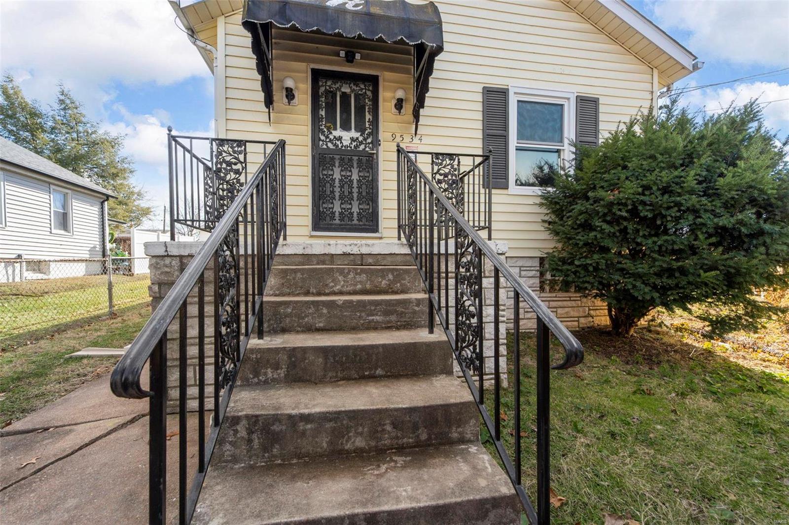 9534 Gentry Boulevard Property Photo