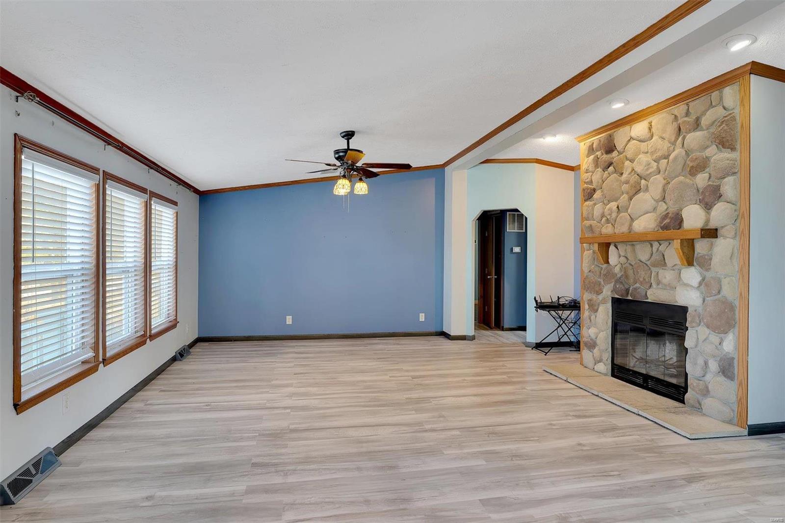 3808 E Point Drive Property Photo 10