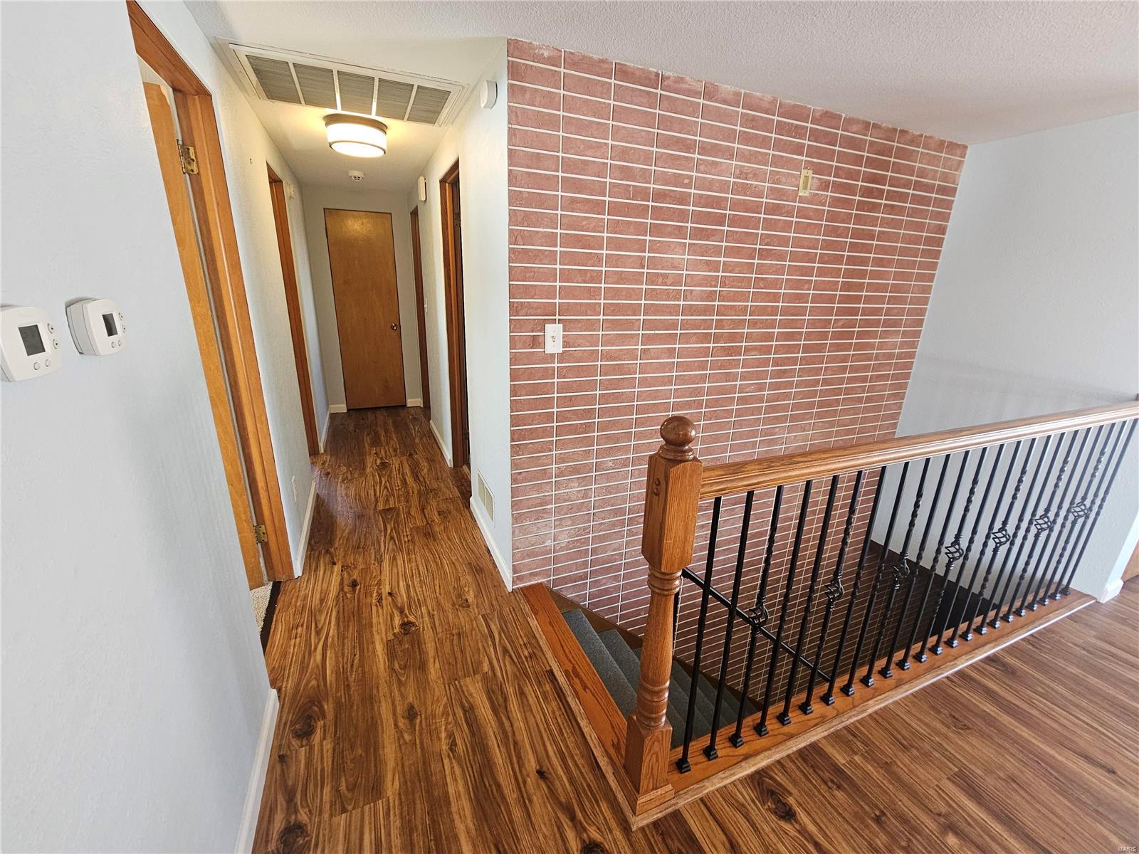 111 Linn Drive Property Photo 6