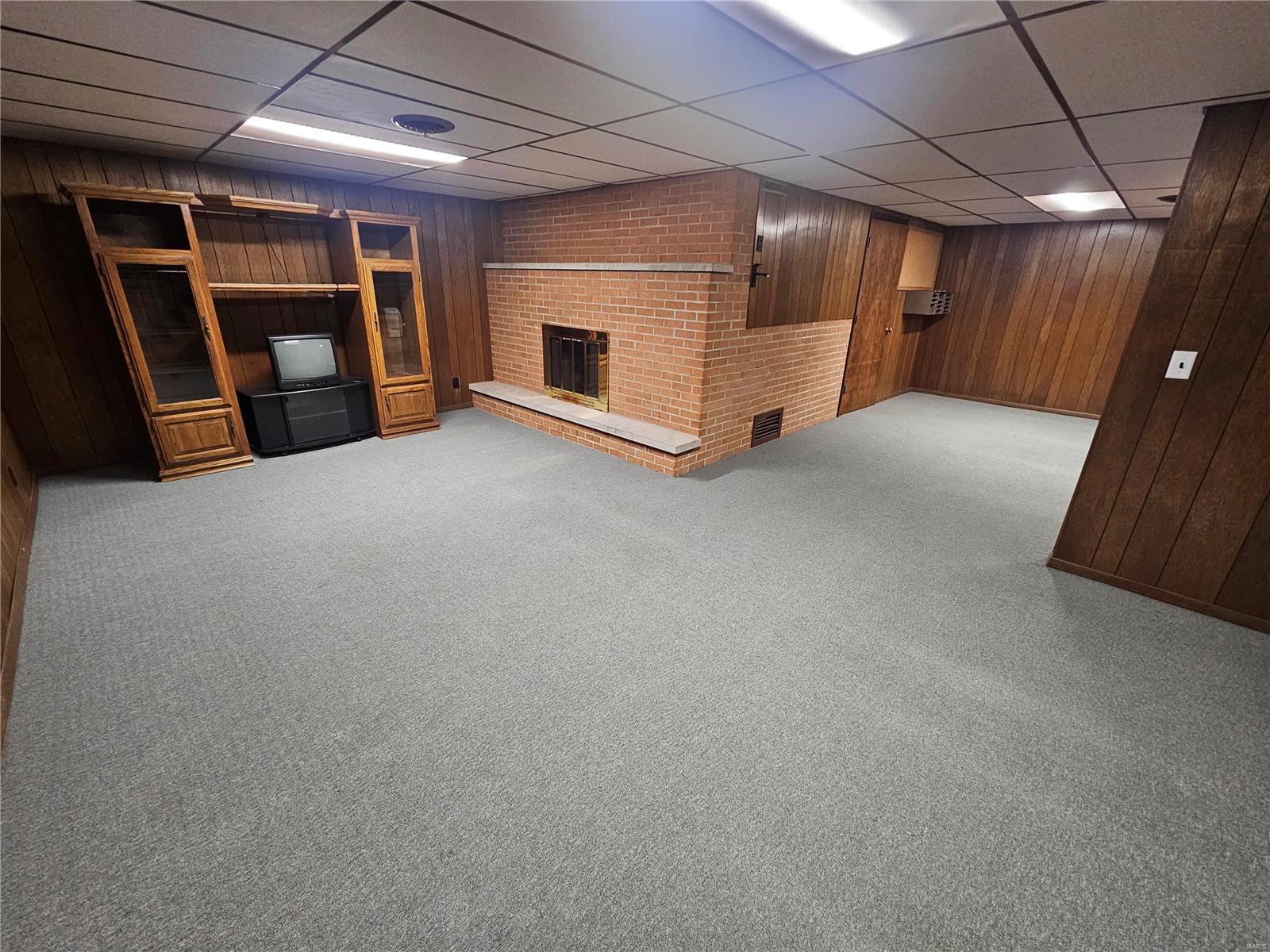 111 Linn Drive Property Photo 14