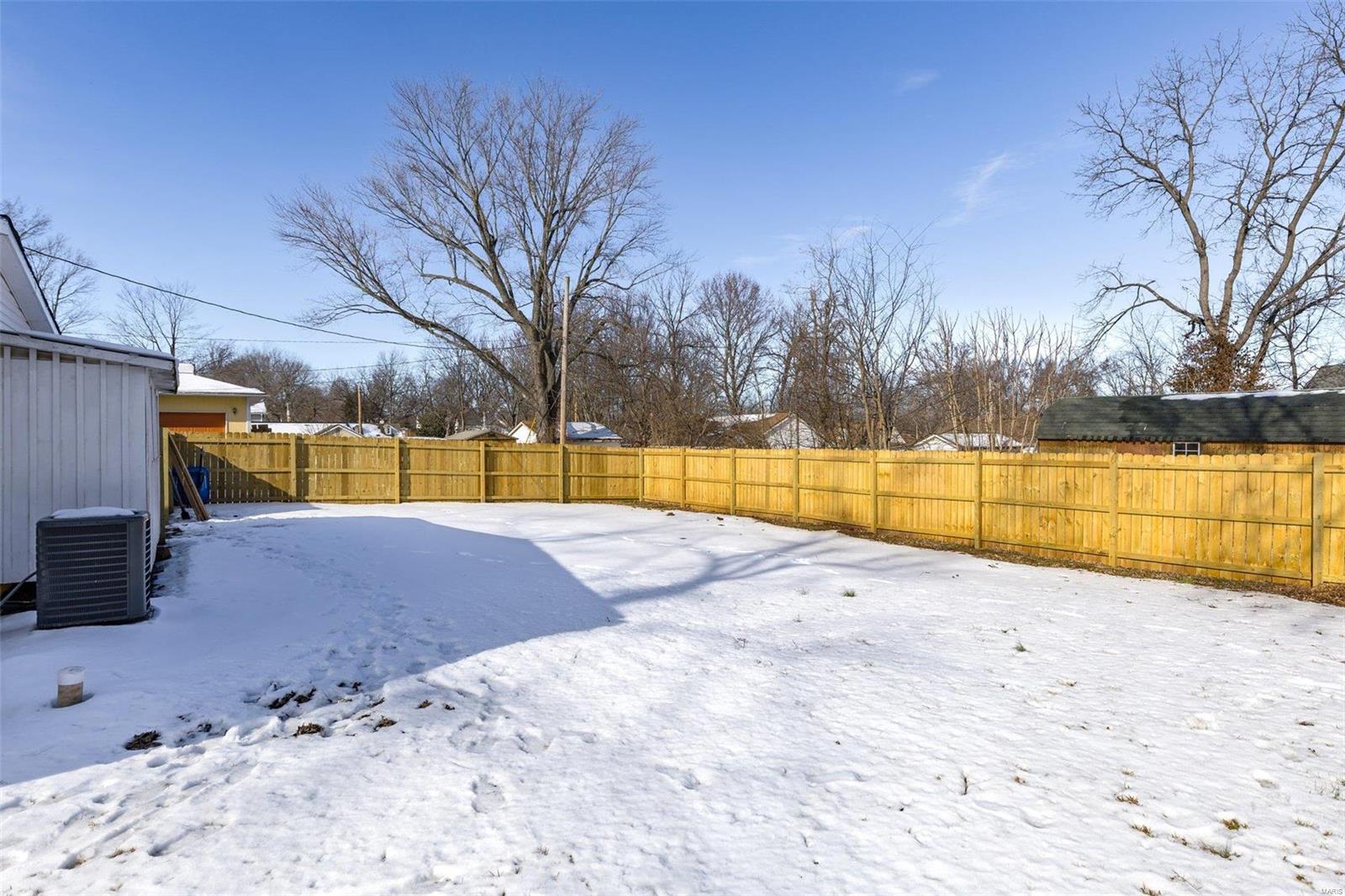 401 Forster Property Photo 4