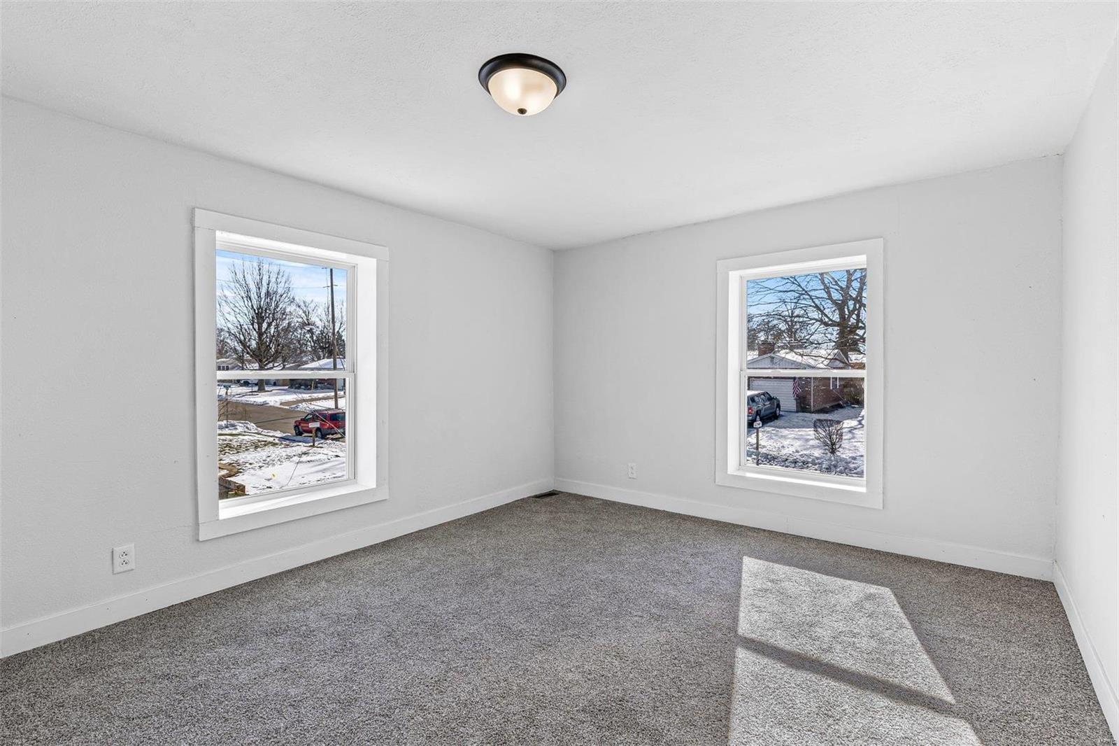 401 Forster Property Photo 17