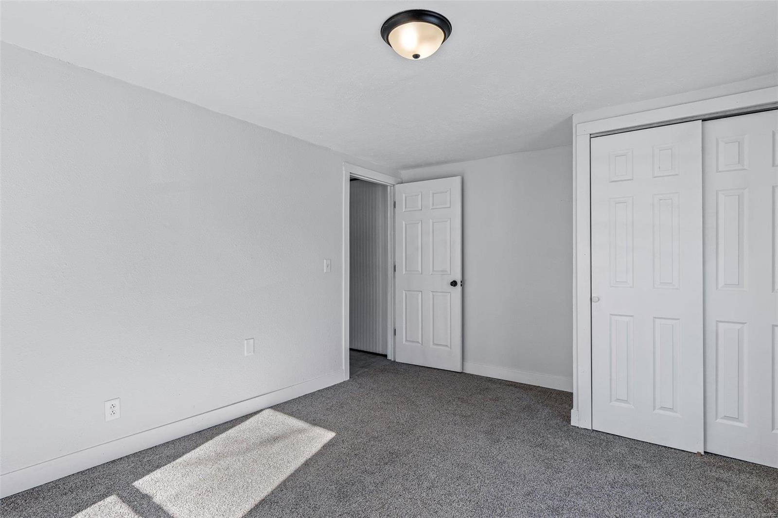 401 Forster Property Photo 18