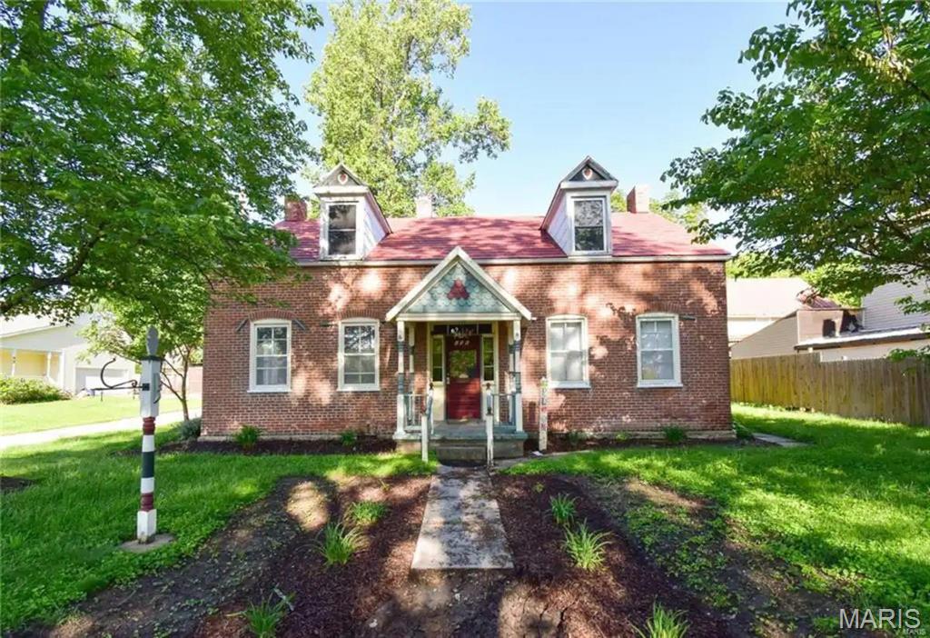 606 Washington Street Property Photo 1